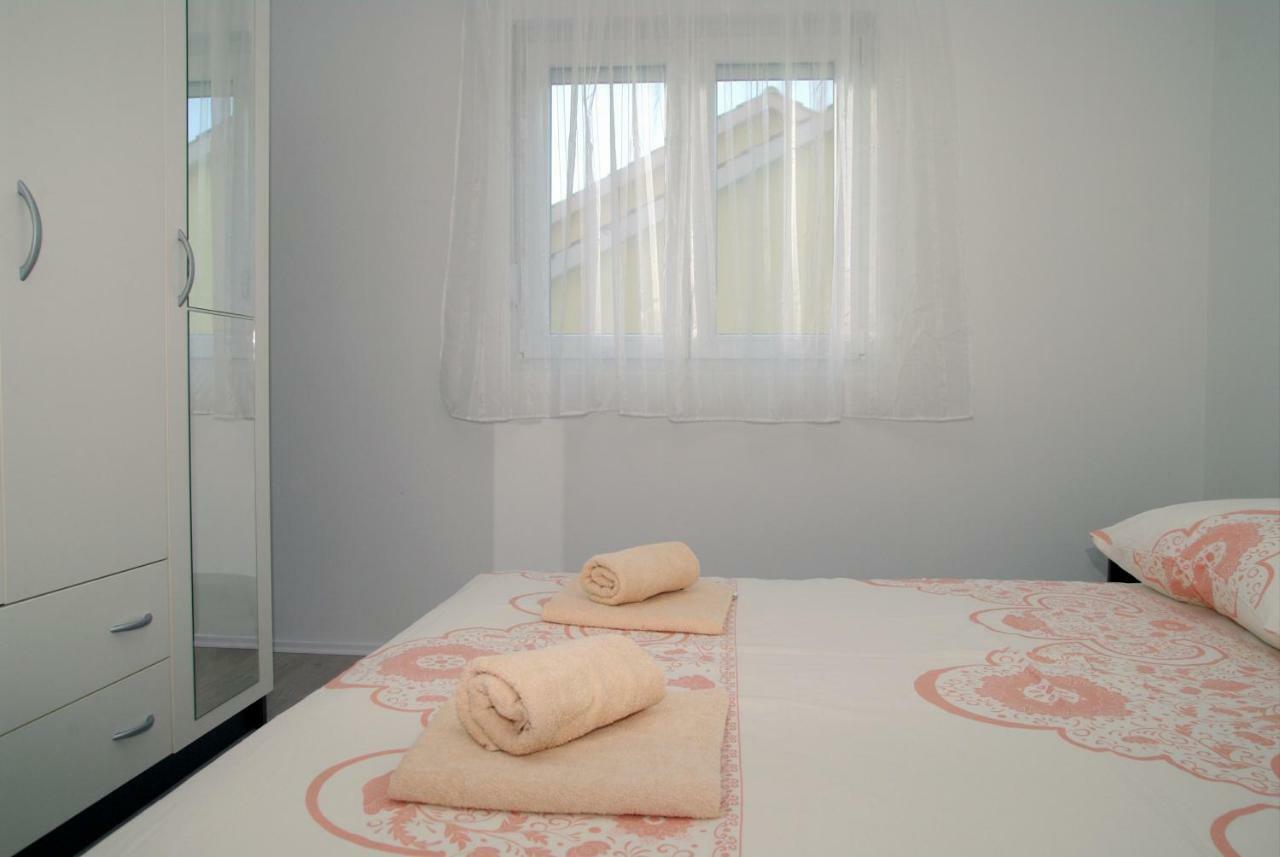Holiday Home Luka Zadar Exterior foto